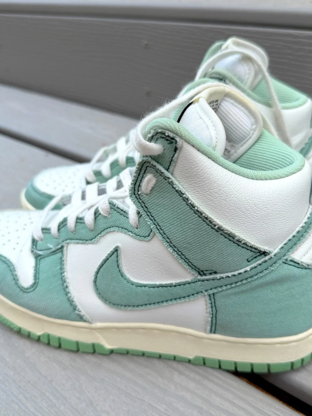Women's Nike Shoe, Size 8 1/2 or 8.5, Dunk High 1985 Enamel Green